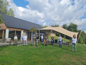 Razgledi z vrha, Lukovica